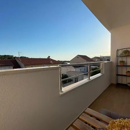 Branka Kustura Apartment *